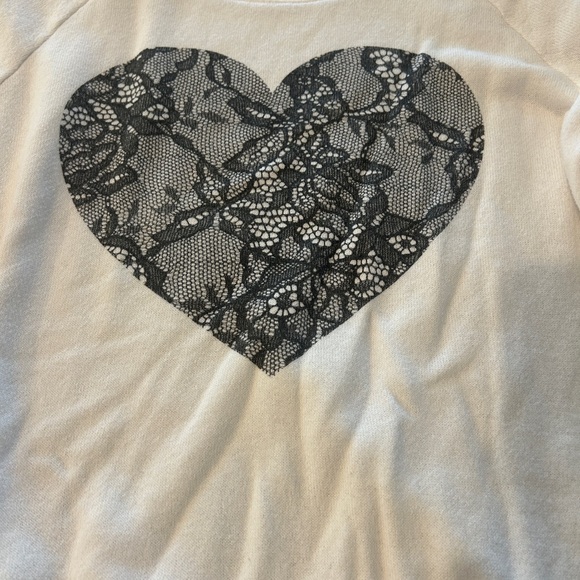 VS Long Sleeve Lace Heart Graphic Sweatshirt Medium - Picture 8 of 11